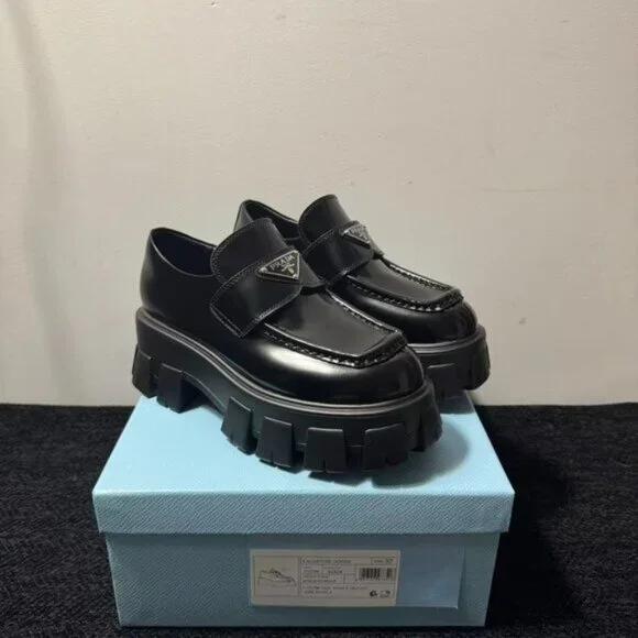 🖤 Prada Women Loafers (Black) 🖤 - Picture 2 of 4